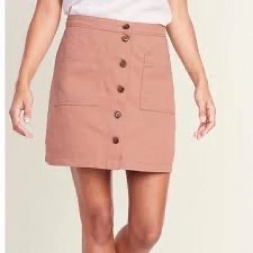 Old Navy pink button front two pocket a-line mini skirt size 4
 b37